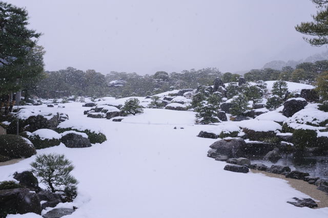 雪の庭園美術館 蜜蜂的写真日記 雪の庭園美術館 蜜蜂的写真日記