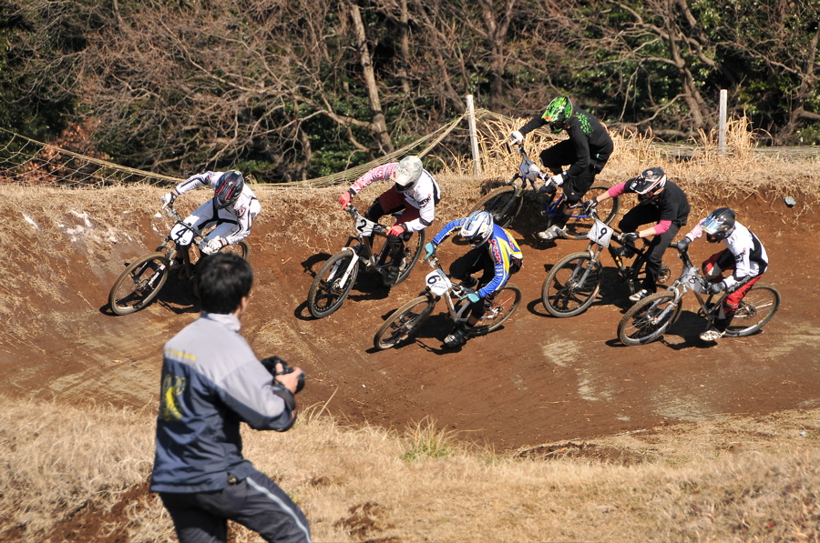 2009JOSF緑山１月オープニングレースVOL2：MTBエリートクラス決勝予選〜決勝_b0065730_6475773.jpg