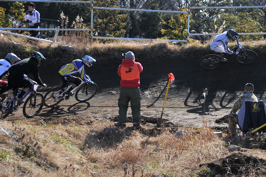 2009JOSF緑山１月オープニングレースVOL2：MTBエリートクラス決勝予選〜決勝_b0065730_650560.jpg