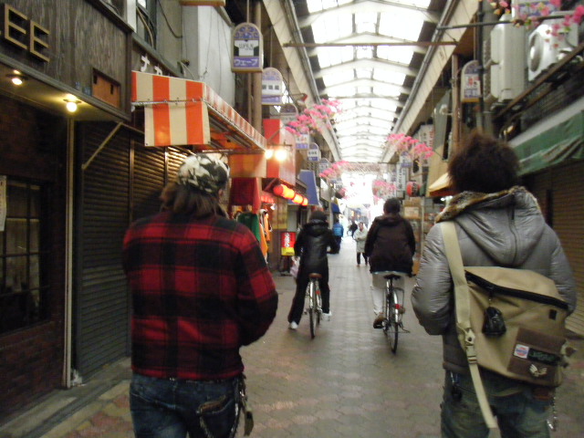 西成お昼ツアー。_a0050302_824691.jpg