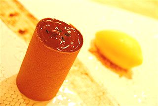 1年ぶりに「Bon soir」_c0116714_3334957.jpg