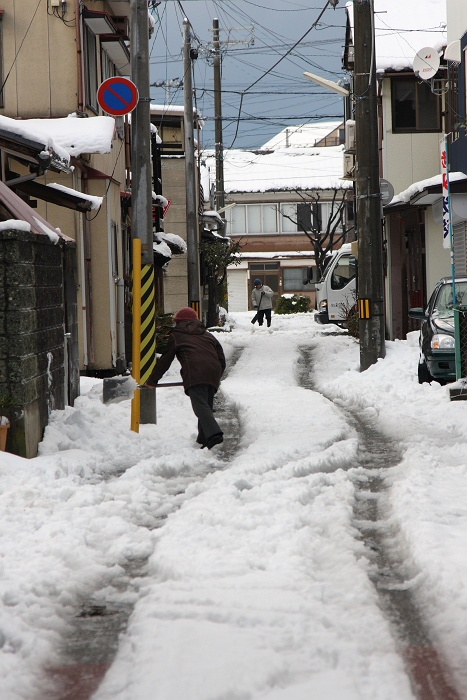 雪のけ_b0128621_2026491.jpg