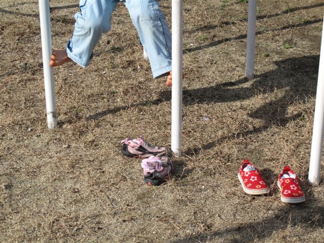 Socks and shoes_c0157558_2358925.jpg