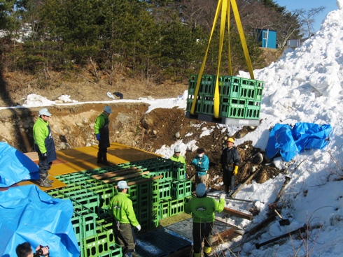 雪中埋蔵埋め込み作業_b0140235_17333216.jpg