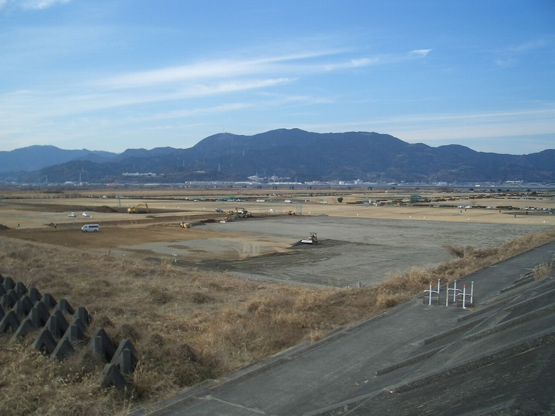 富士川緑地＝スポーツ公園の整備が進んでいます_f0141310_23362732.jpg