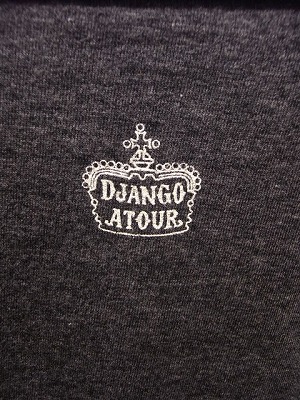 logo tee_f0049745_1235520.jpg