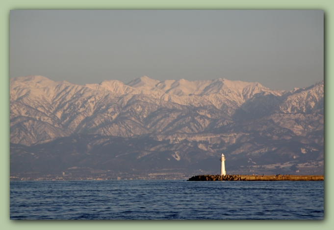 氷見・雨晴・新湊からの立山連峰_f0079990_11144429.jpg