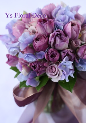 シックな紫色の春ブーケ_b0113510_0594311.jpg