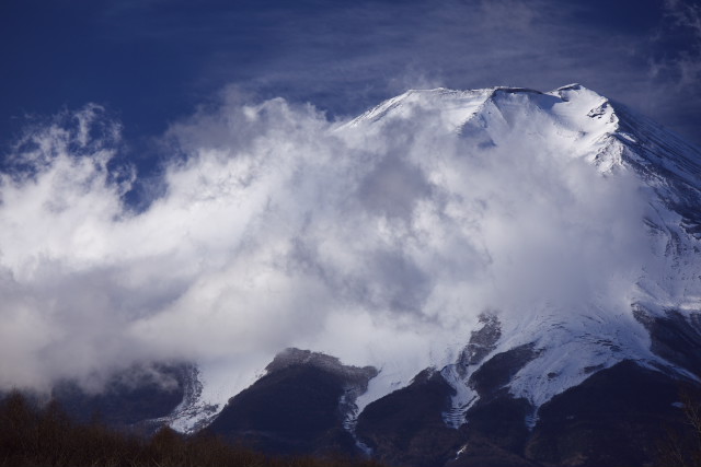 富士山から湧き出る雲_c0167028_23422191.jpg