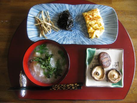 一月七日の七草粥と焼き椎茸_b0072051_8512452.jpg