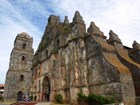 Paoay Church/パオアイ教会_e0146570_015291.jpg