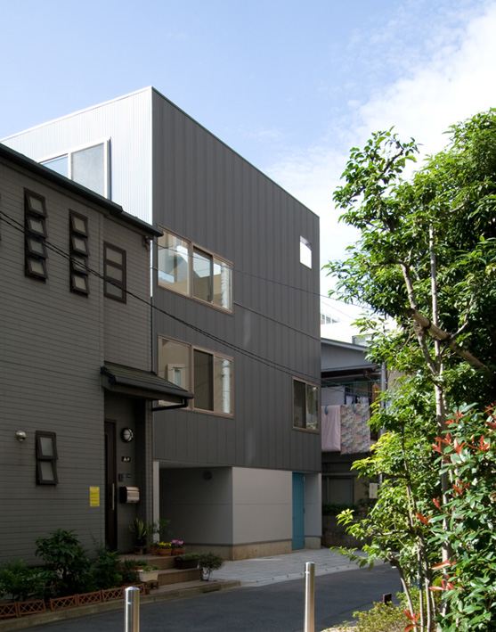 ライトコートの家 1 狭小住宅 建築家 シンプルなデザイン _e0127948_2333836.jpg