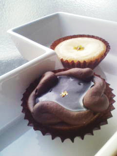 愛するアンリのケーキ_a0115906_16513461.jpg