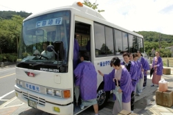 食用廃油燃料でタクシーを運行、雲仙温泉～仁田峠_e0113829_1594859.jpg