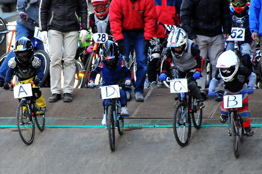 2009JOSF川口ゴリラ公園２月定期戦VOL2：ビギナー、パウダー、クルーザークラス決勝_b0065730_20293597.jpg