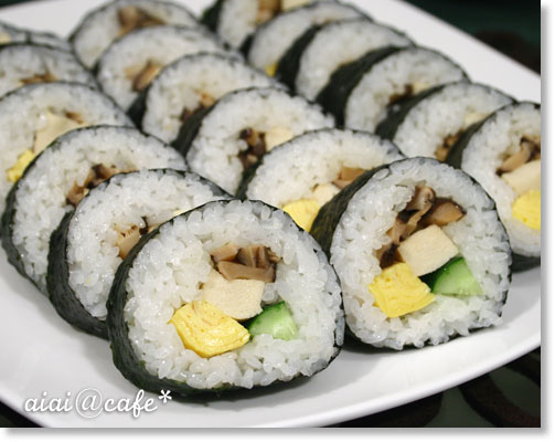 海苔巻き＆茄子と鶏団子の煮物_a0056451_1427893.jpg