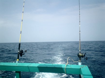 南の国タイランドで大物魚釣り プラチュワップ アオ　ノイ編 NO1_a0083429_17102649.jpg