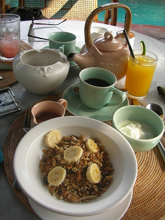 Tandjung Sari ～ タンジュンサリで迎える朝 ・朝食など～_a0074049_2262685.jpg