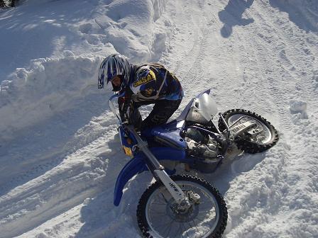 雪もヘッチャラバイク運動会_e0028049_21191735.jpg