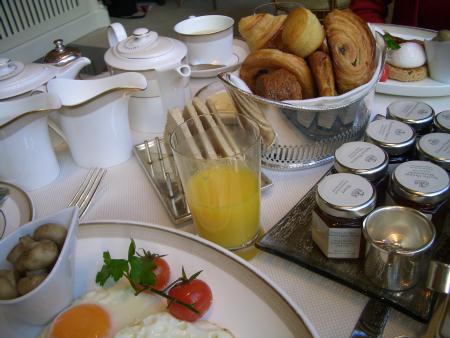 English Breakfast@Connaught_c0182106_1941484.jpg