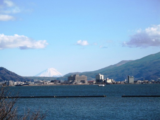 a0043326_0511323.jpg