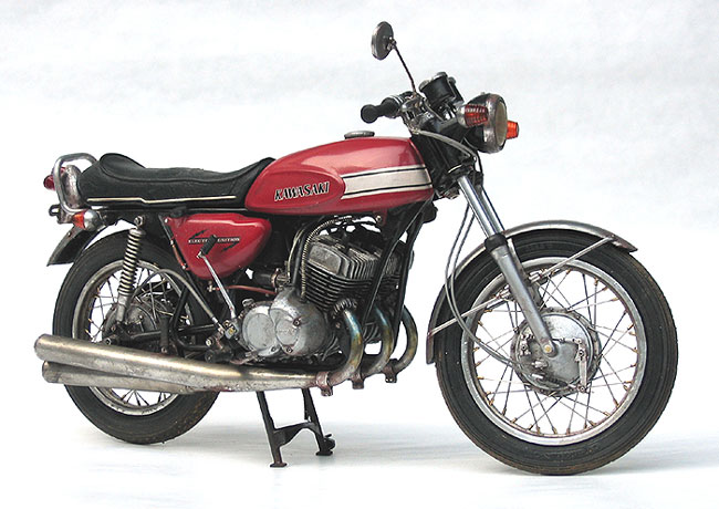 HONDA バイク タンク 赤/白 使用感あり W1&W1S | カワサキ名車列伝 | カワサキイチバン