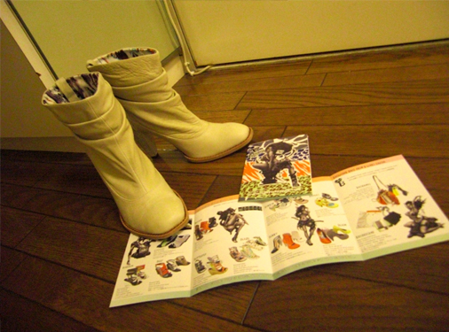 ピンポーン、と_b0126644_2522947.jpg