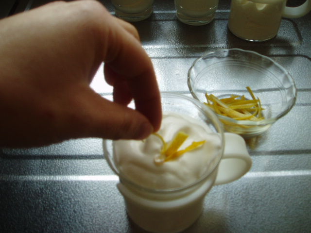 ＜イギリス菓子・レシピ＞ シラバブ【Syllabub】_e0038047_22201352.jpg