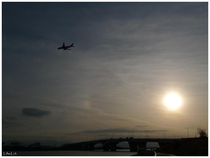 涙でにじむ夕日 L Undry 涙でにじむ夕日 L Undry