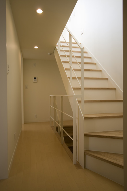 ライトコートの家 2 狭小住宅 建築家 シンプルなデザイン _e0127948_142556.jpg