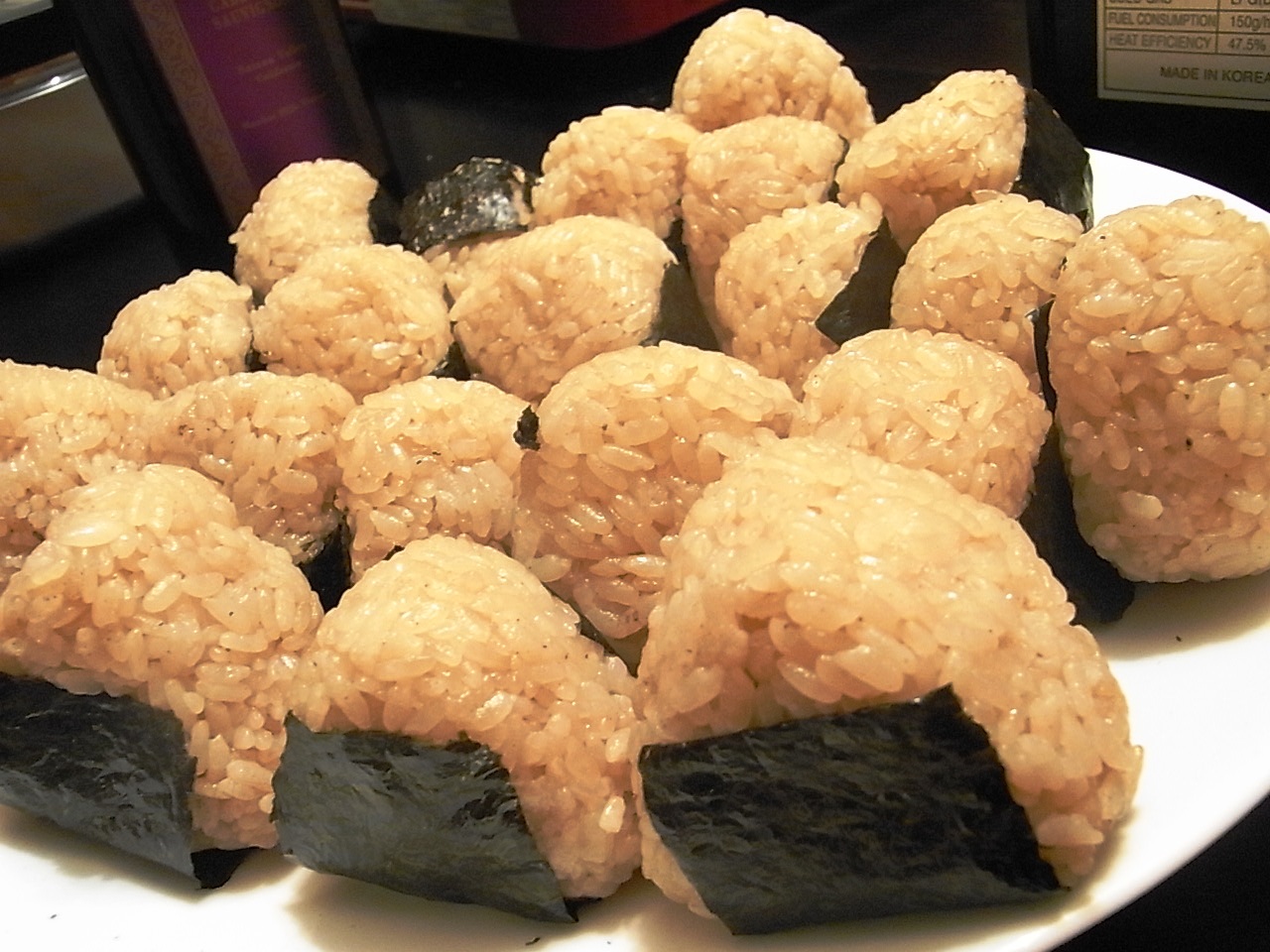 具だくさんおでん(ヤミ鍋じゃないよ)を囲む夕べ_e0061902_5203913.jpg