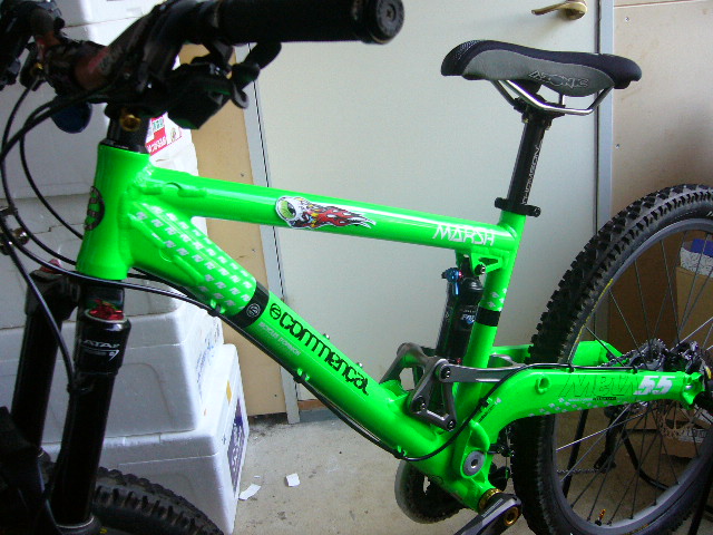 e0015108_8481491.jpg
