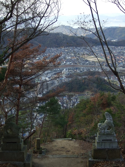 矢野愛宕神社～広島湾絶景パノラマを堪能⑤境内を降り、鳥居まで進む_b0095061_9294421.jpg