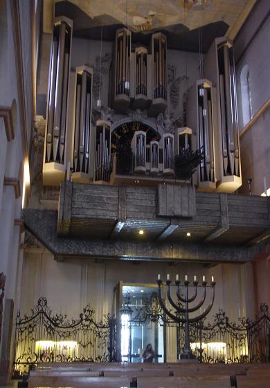 f0057419_2345960.jpg