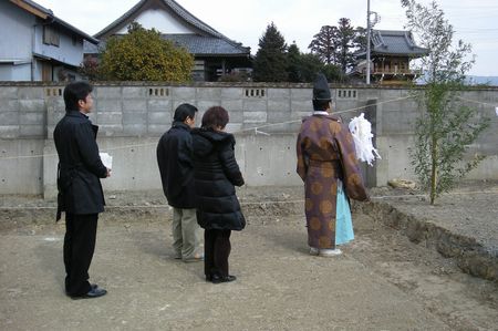 地鎮祭でした！_c0090259_1928611.jpg