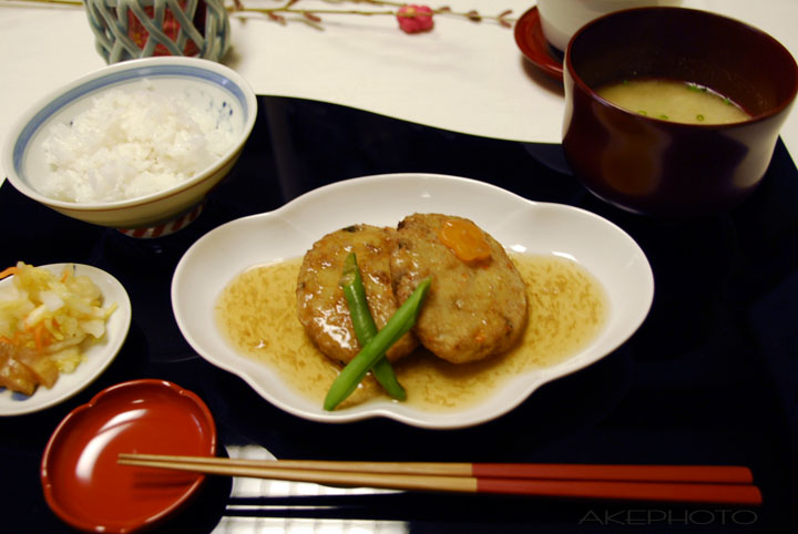 梅のテーブル_e0127416_16274864.jpg