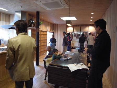 ふたつの見学会 0214初日_c0124828_22444377.jpg