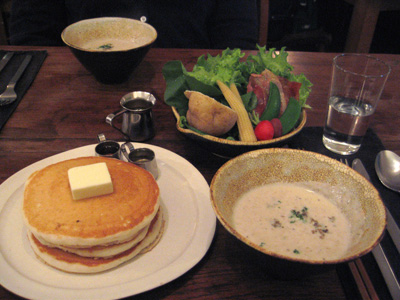 パンケーキ好きなら一度は訪れたい Cafeももちどり 参宮橋 どすこいスイーツ道場 パンケーキ好きなら一度は訪れたい Cafeももちどり 参宮橋 どすこいスイーツ道場