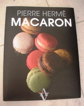 Macaron au thé vert Matcha お抹茶のマカロン_c0097611_143825100.jpg