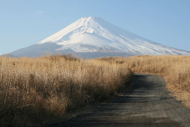 陸上自衛隊東富士演習場から見た富士山_e0064133_20472345.jpg