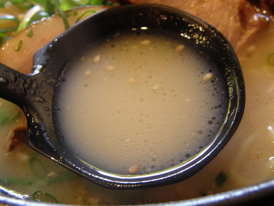 にんにくラーメン幸ちゃん本店 西三国_c0118393_9223373.jpg