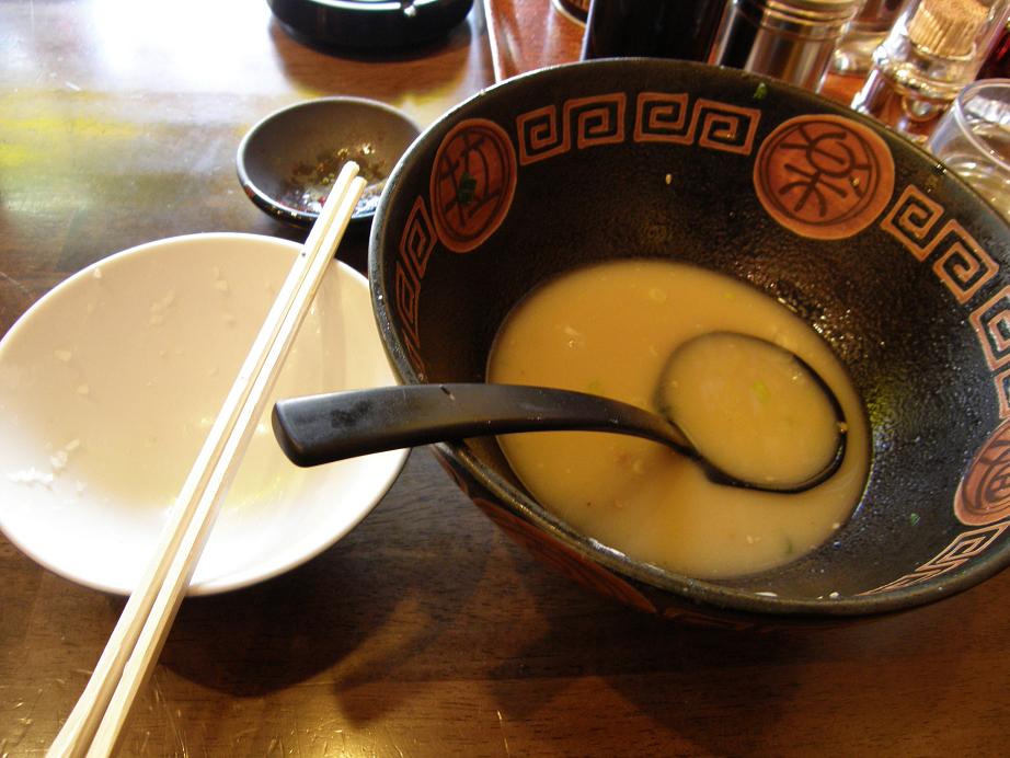 にんにくラーメン幸ちゃん本店 西三国_c0118393_9372375.jpg
