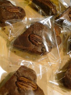 友チョコと・・・本命チョコ。_f0177295_18482313.jpg