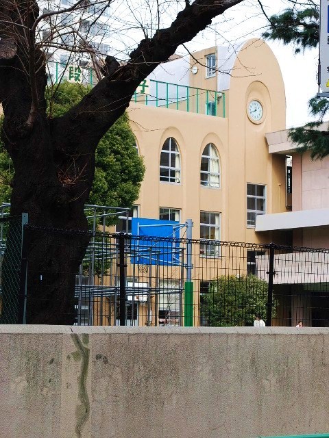 東京都千代田区立九段小学校(大正モダン建築探訪)_f0142606_1912236.jpg