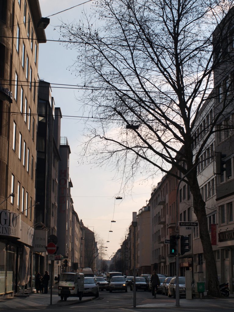 【昔すんでいた街の探訪】路地のトポス_b0148617_3144188.jpg
