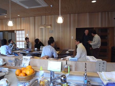 ふたつの見学会 0215二日目_c0124828_1841659.jpg