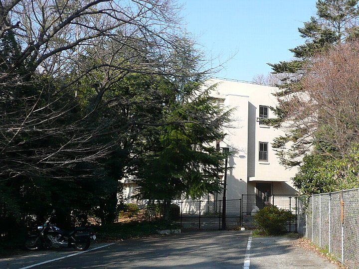 大阪大学総合学術博物館（大阪大学待兼山修学館）_c0112559_1438166.jpg