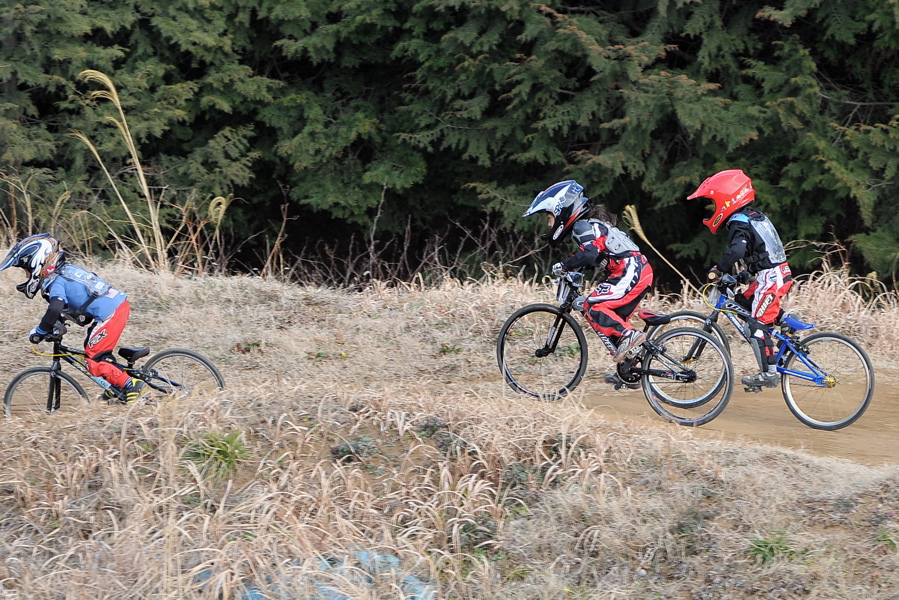 2009JOSF２月緑山定期戦VOL7：パウダー、クルーザー、ミルキー６クラス決勝_b0065730_2032306.jpg