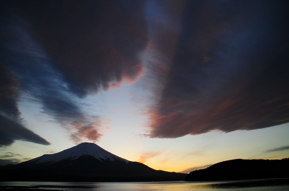 ダイヤモンド富士の後にドラマが・・・夕焼けドンドン♪_a0031821_1775373.jpg