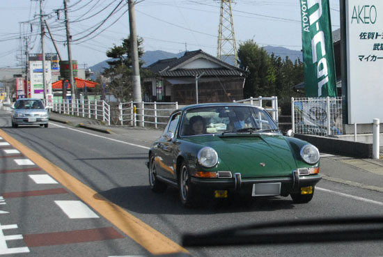 car maniacs_e0127416_16545083.jpg